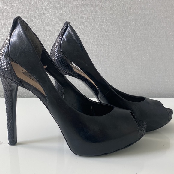 Guess Shoes - Guess peep toe 1/2 inch platform